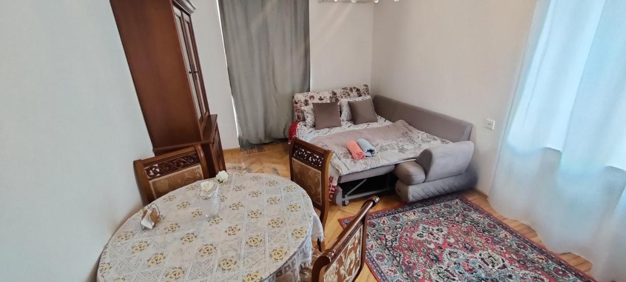 Budget One Room Apartment Baku Exterior foto